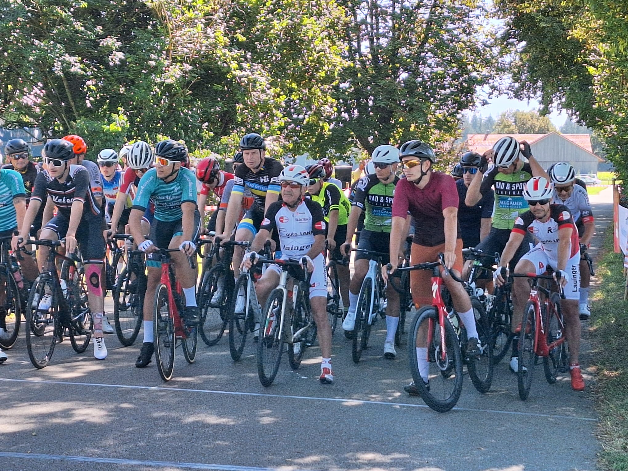 Stefan und Otto am Start in Wuchzenhofen